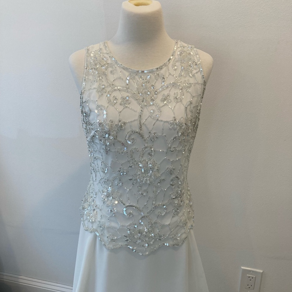 J Kara Full Length White Dress Beaded Scallop Top Fully Lined